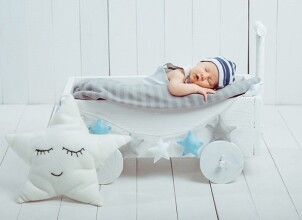 Як зробити фотосесію з немовлям в домашніх умовах