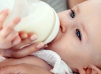 Почему козье молоко полезнее для грудничка от коровьего