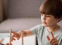 Що має вміти дитина у 3–4 роки та які ігри допомагають розвивати потрібні навички