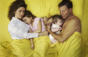 Совместный сон с ребенком за и против
